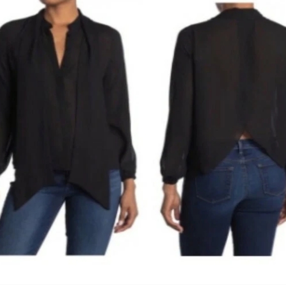 Elegant Black Women's Blouse - Picture 2 of 9